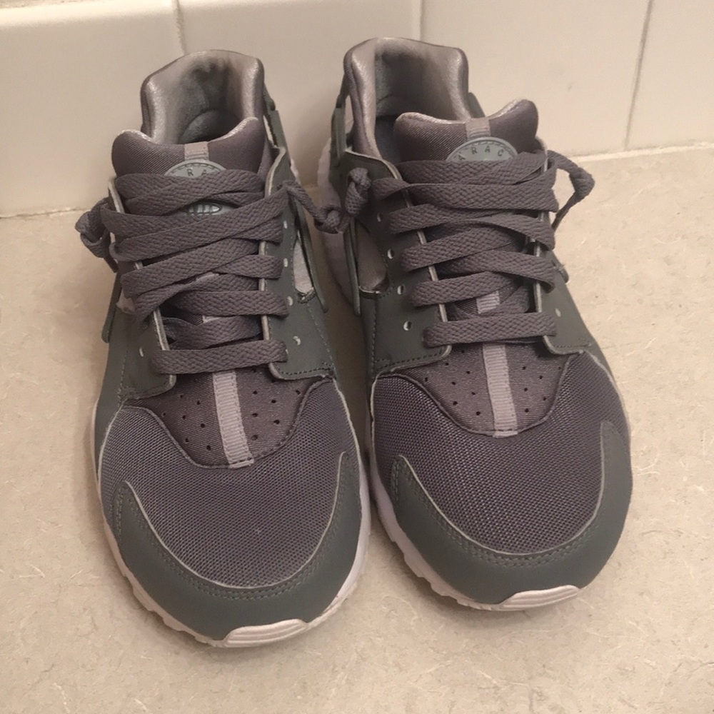 Nike huaraches